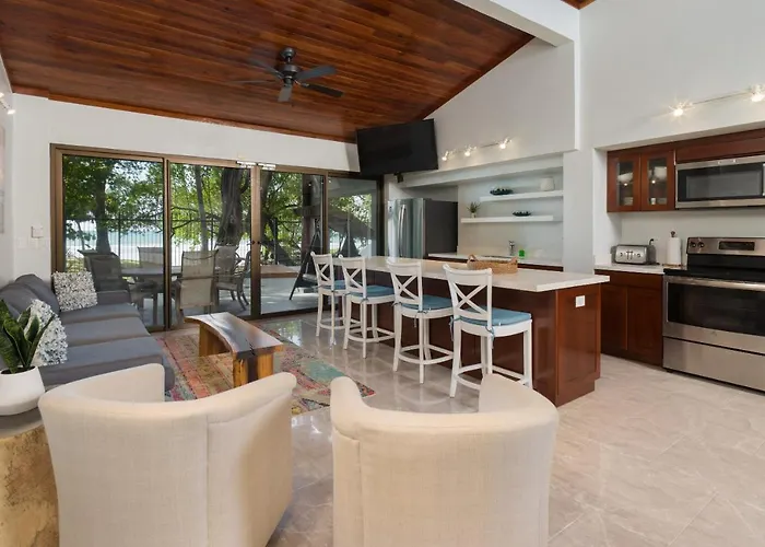 Casa Woodbine Private House On