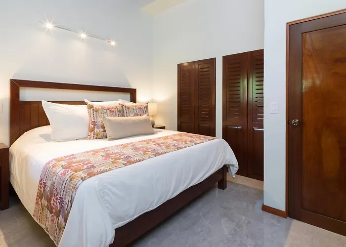 Сasa de vacaciones Casa Woodbine Private House On *